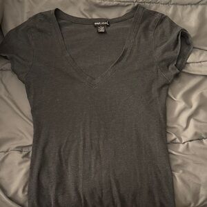 Wet Seal Charcoal Short Sleeve V-Neck Tee